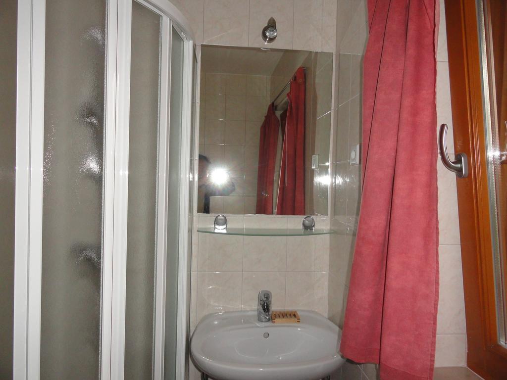 Farm Stay Dolinar Krainer Бохинийска Бела Стая снимка